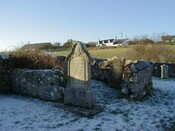 NG99SW0001 - enclosure in graveyard.jpg