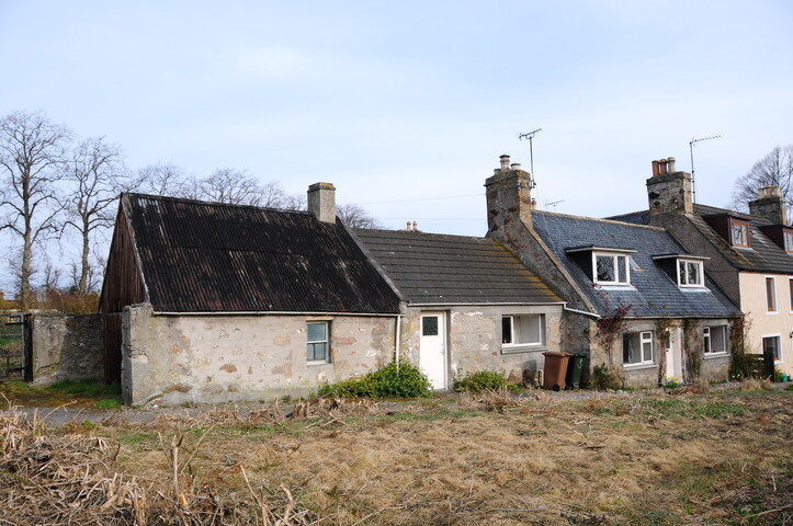 No 2 and No 3 Thornhill, Tain 2.jpg